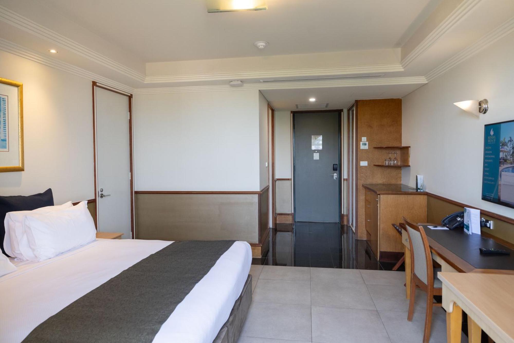 Mindil Beach Casino Resort Darwin Dış mekan fotoğraf A room at the hotel