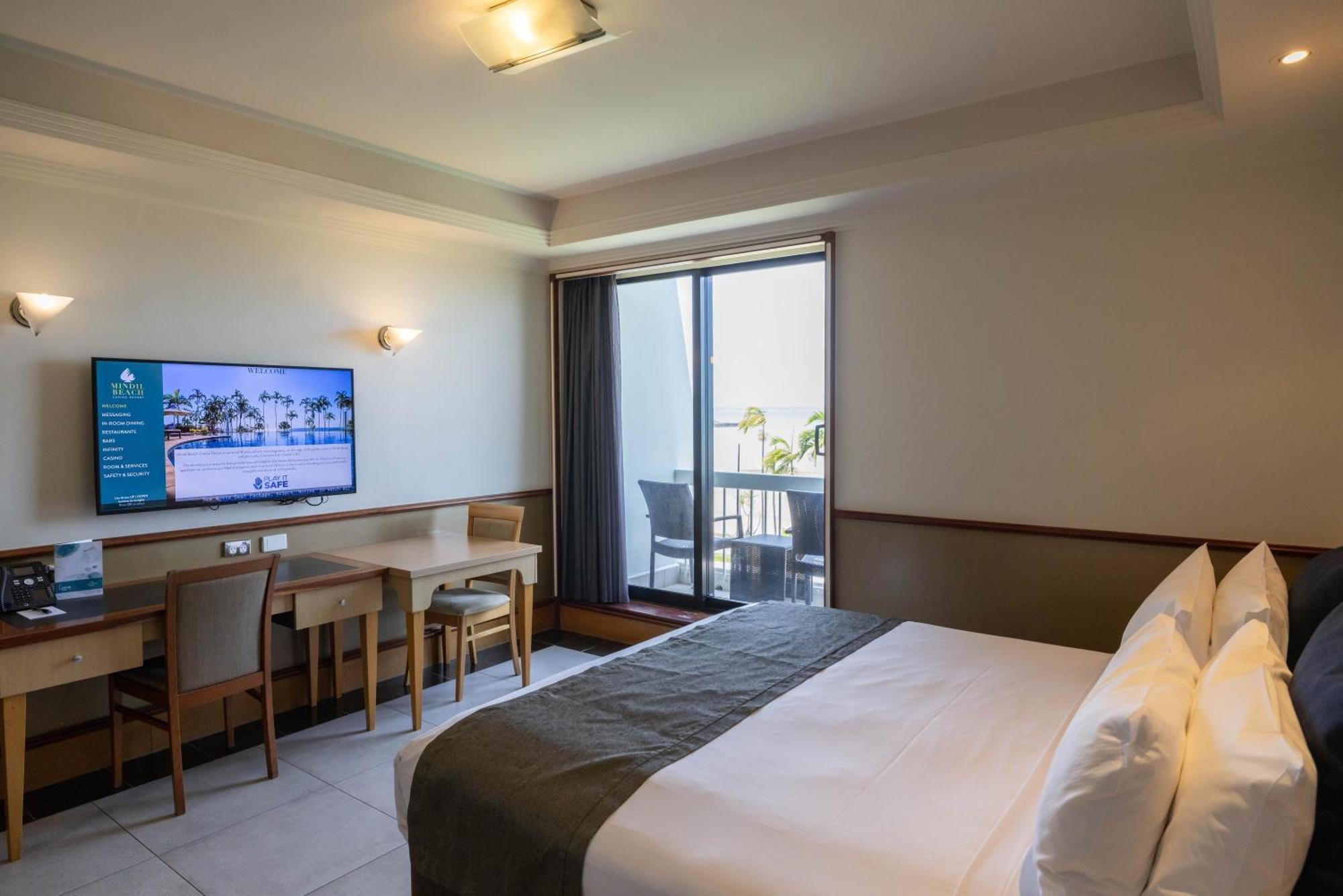 Mindil Beach Casino Resort Darwin Dış mekan fotoğraf A room at the hotel